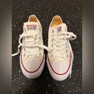 Women’s Converse White All Star Sneakers - Size 7 (Men’s size 5)